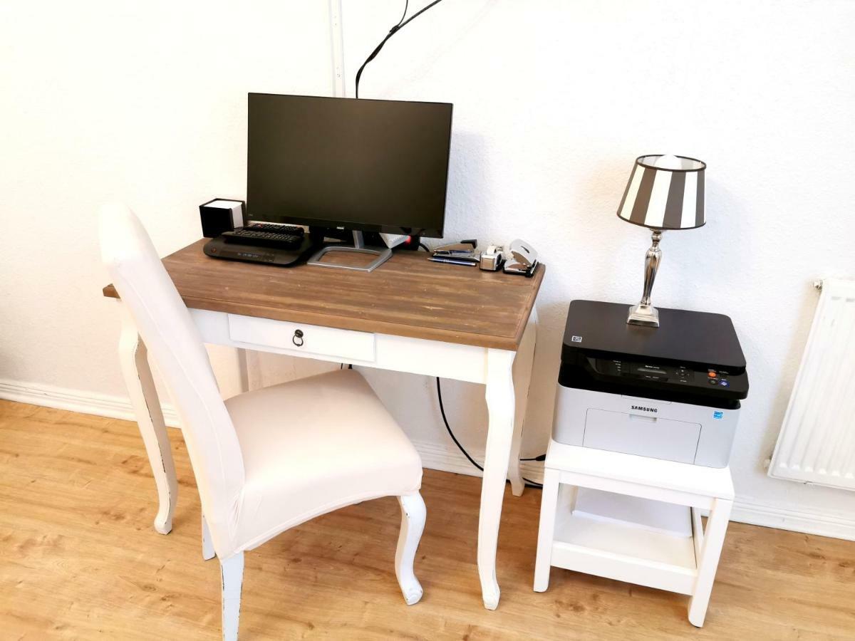 Kvh By Rockchair Apartments L Superhost Status L Boxspringbett Am Schloss Charlottenburg Welcomes You! Berlin Dış mekan fotoğraf